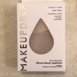 Makeup Drop Silicone Beauty Applicator